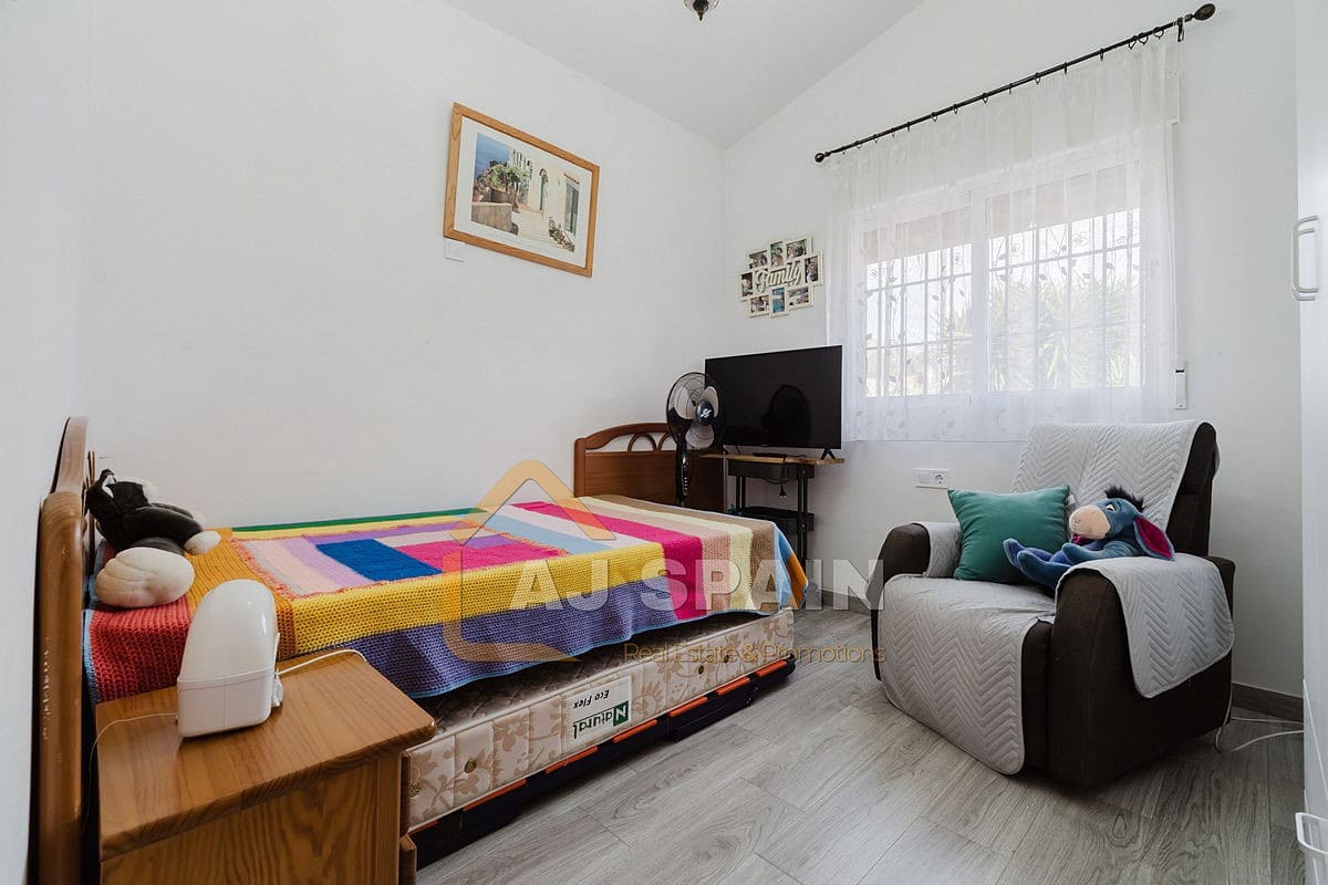 3 sovrum Villa till salu i Las Casicas med pool - 239 000 € (Ref: 9580332)