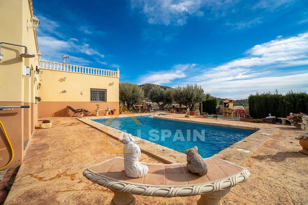 3 sovrum Villa till salu i Las Casicas med pool - 239 000 € (Ref: 9580332)