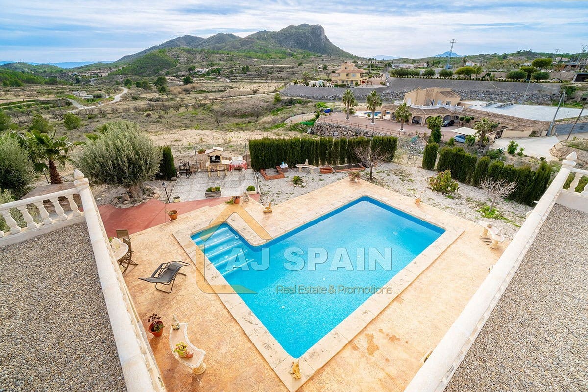 3 sovrum Villa till salu i Las Casicas med pool - 239 000 € (Ref: 9580332)