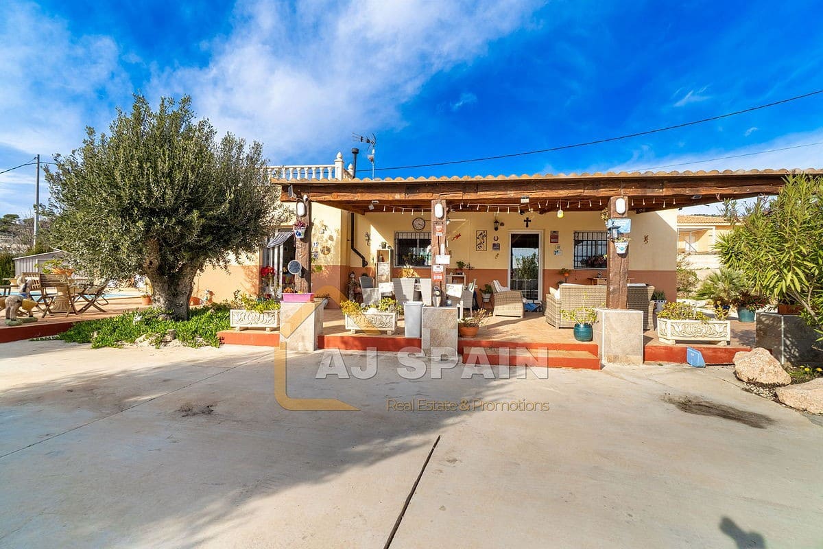 3 sovrum Villa till salu i Las Casicas med pool - 239 000 € (Ref: 9580332)