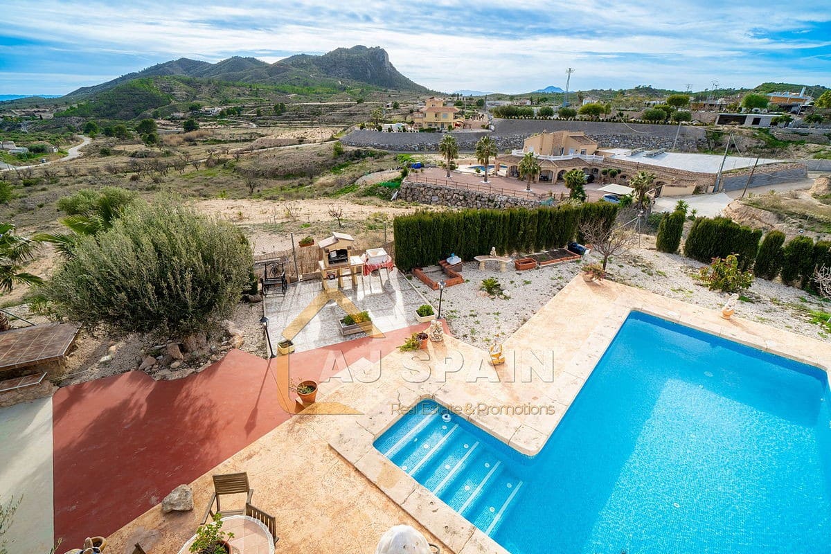 3 sovrum Villa till salu i Las Casicas med pool - 239 000 € (Ref: 9580332)