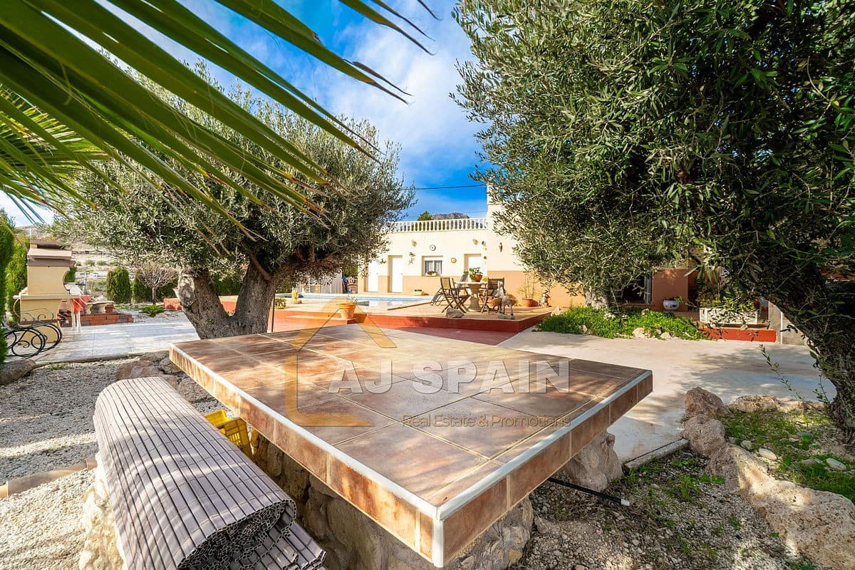3 sovrum Villa till salu i Las Casicas med pool - 239 000 € (Ref: 9580332)