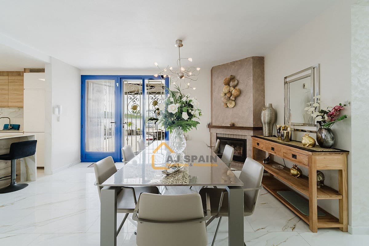 3 makuuhuone Huvila myytävänä paikassa Fortuna mukana uima-altaan - 314 000 € (Ref: 9643631)