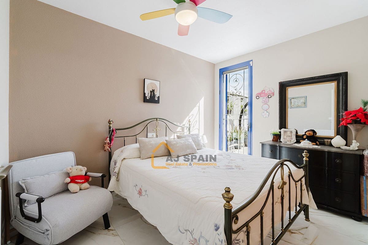 3 makuuhuone Huvila myytävänä paikassa Fortuna mukana uima-altaan - 314 000 € (Ref: 9643631)