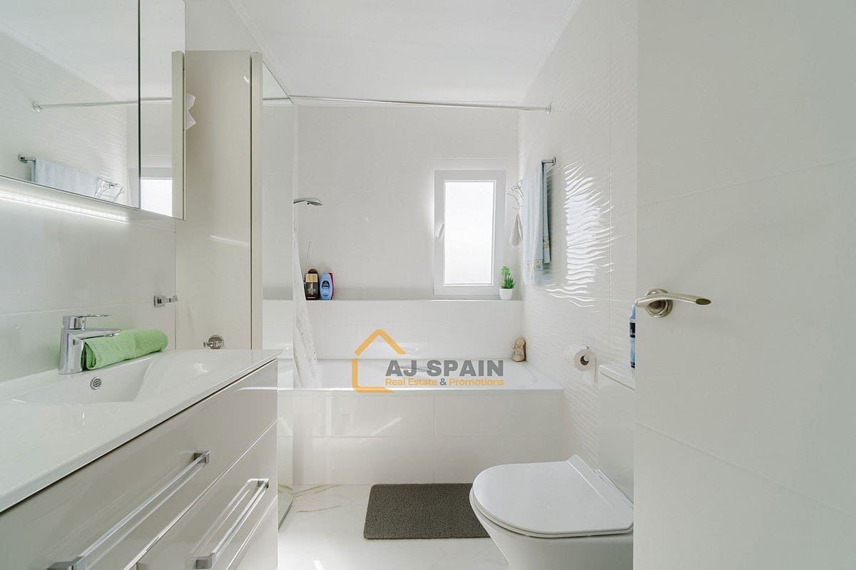 3 makuuhuone Huvila myytävänä paikassa Fortuna mukana uima-altaan - 314 000 € (Ref: 9643631)