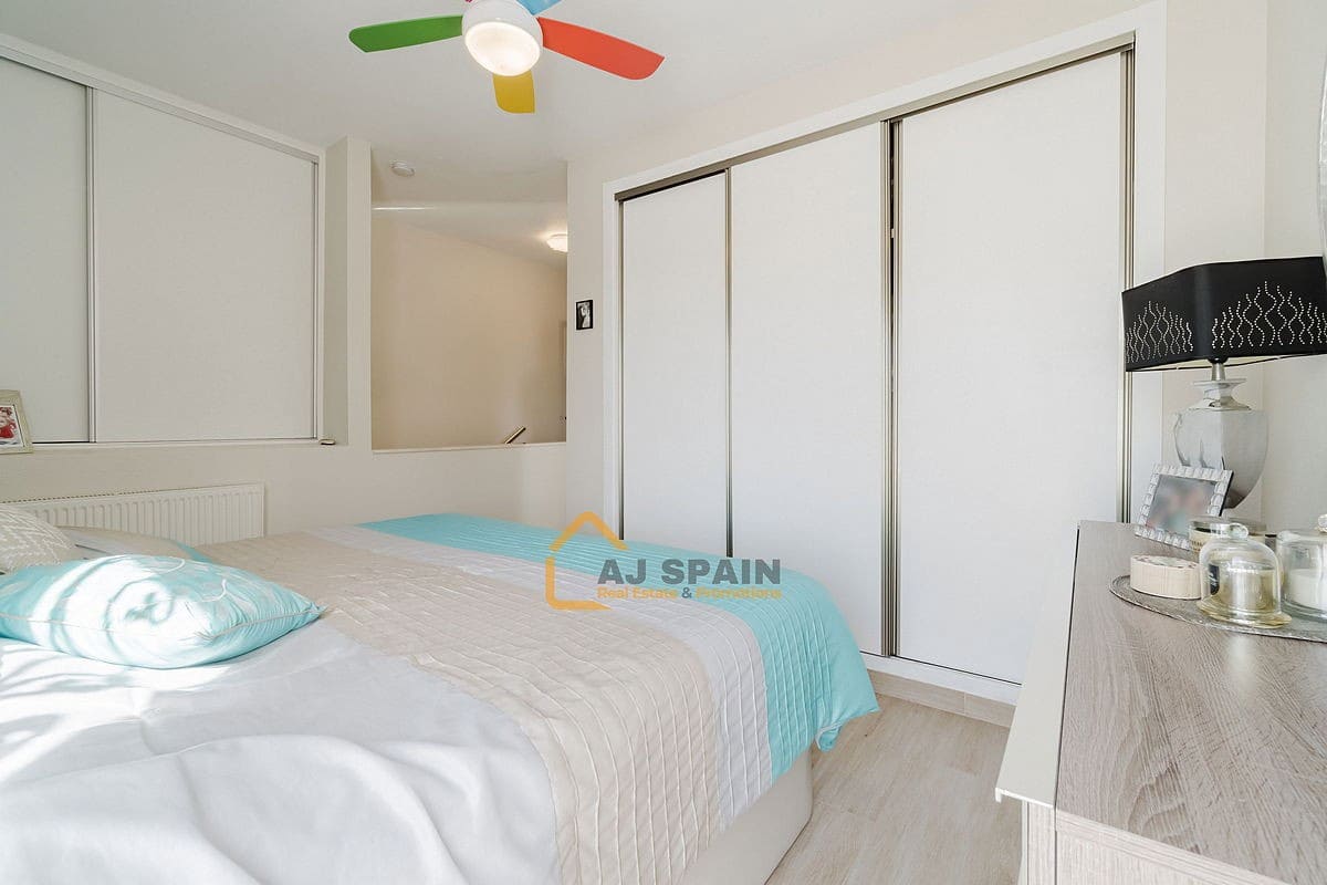 3 makuuhuone Huvila myytävänä paikassa Fortuna mukana uima-altaan - 314 000 € (Ref: 9643631)