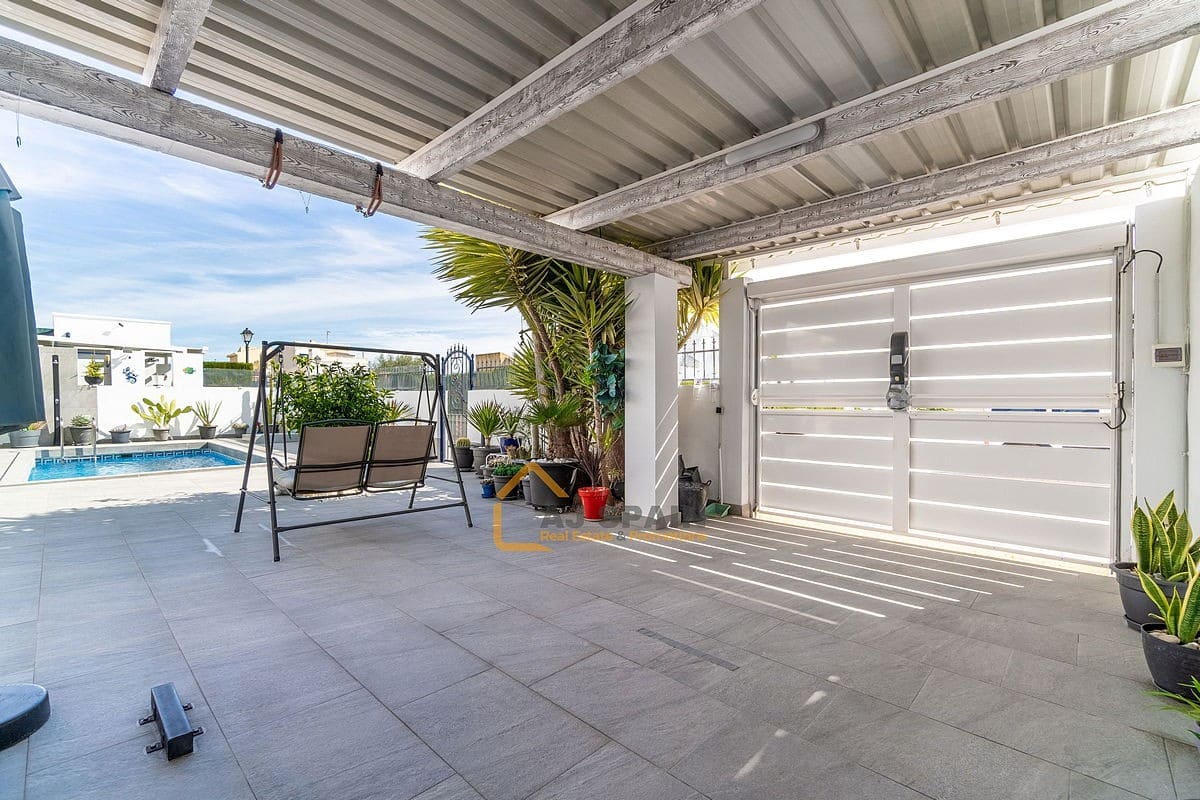 3 makuuhuone Huvila myytävänä paikassa Fortuna mukana uima-altaan - 314 000 € (Ref: 9643631)