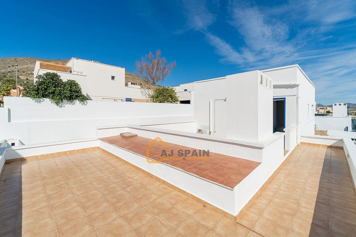 3 makuuhuone Huvila myytävänä paikassa Fortuna mukana uima-altaan - 314 000 € (Ref: 9643631)