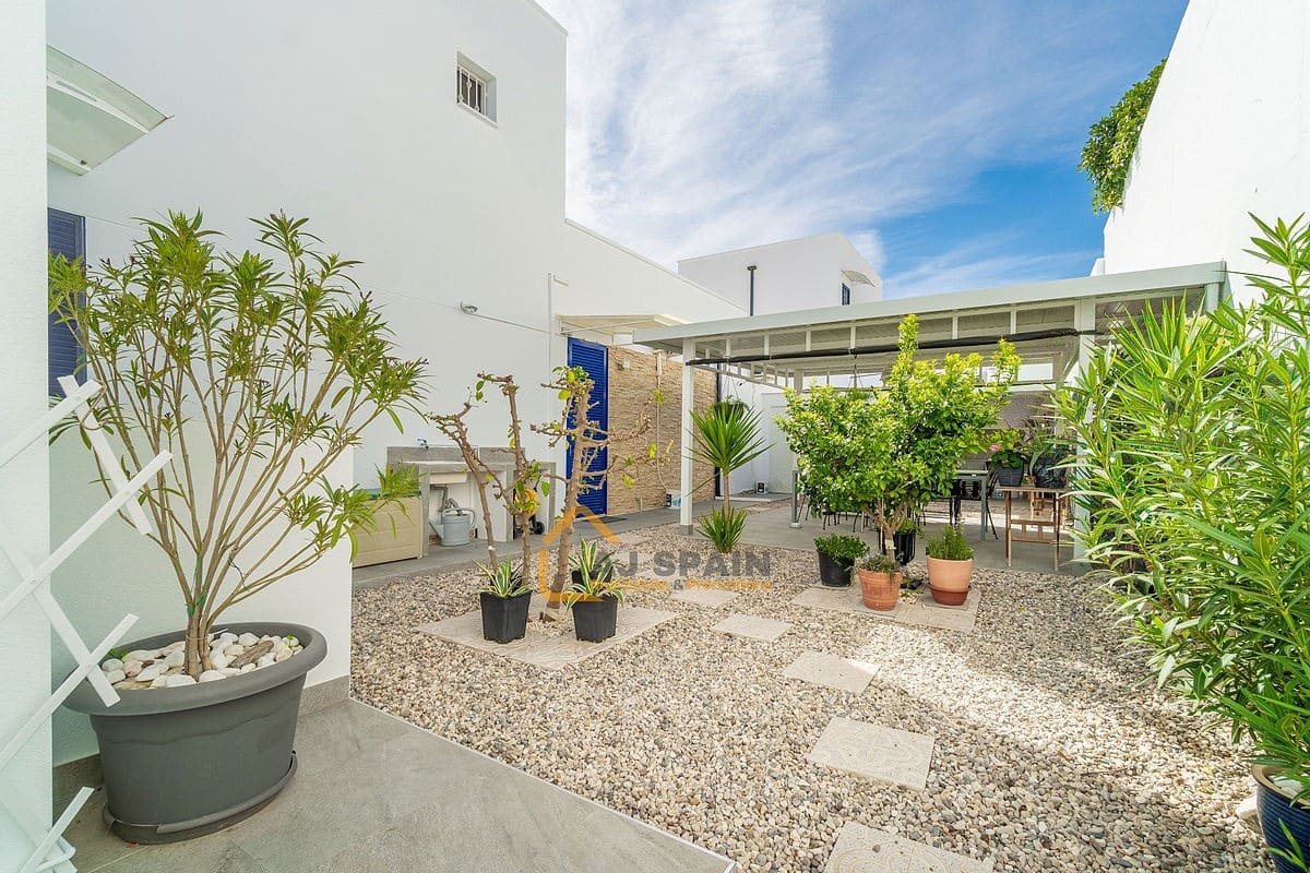 3 makuuhuone Huvila myytävänä paikassa Fortuna mukana uima-altaan - 314 000 € (Ref: 9643631)