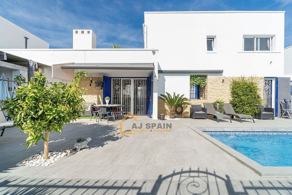 3 makuuhuone Huvila myytävänä paikassa Fortuna mukana uima-altaan - 314 000 € (Ref: 9643631)