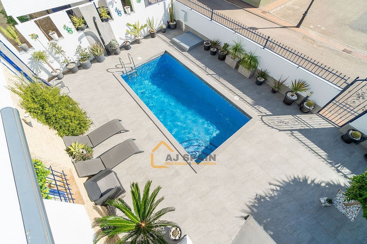 3 makuuhuone Huvila myytävänä paikassa Fortuna mukana uima-altaan - 314 000 € (Ref: 9643631)