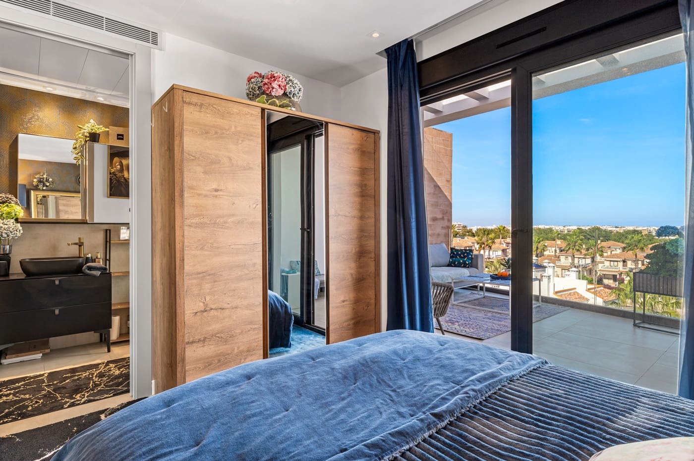 3 chambre Appartement à vendre à Villamartin avec piscine garage - 639 000 € (Ref: 9660838)