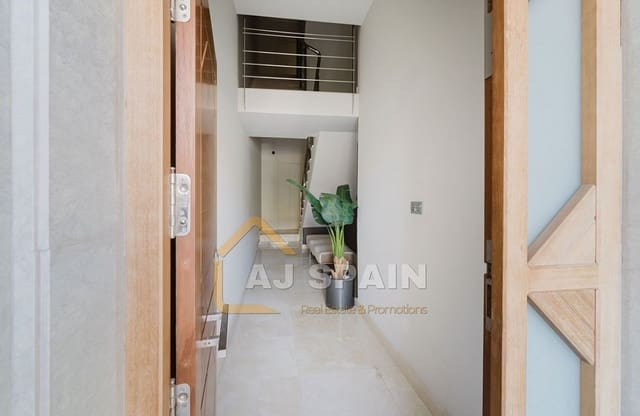 4 bedroom Apartment for sale in Fortuna - € 299,000 (Ref: 9669258)