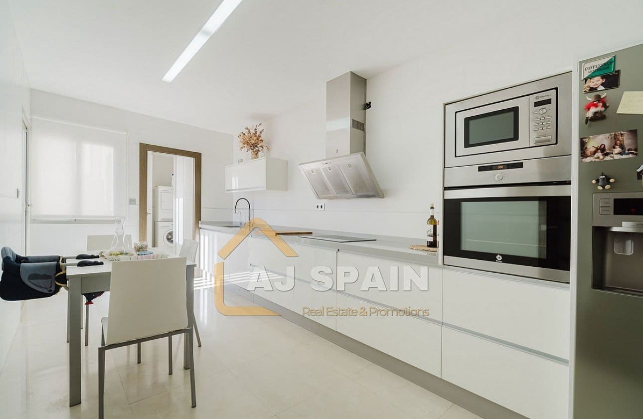 4 bedroom Apartment for sale in Fortuna - € 299,000 (Ref: 9669258)