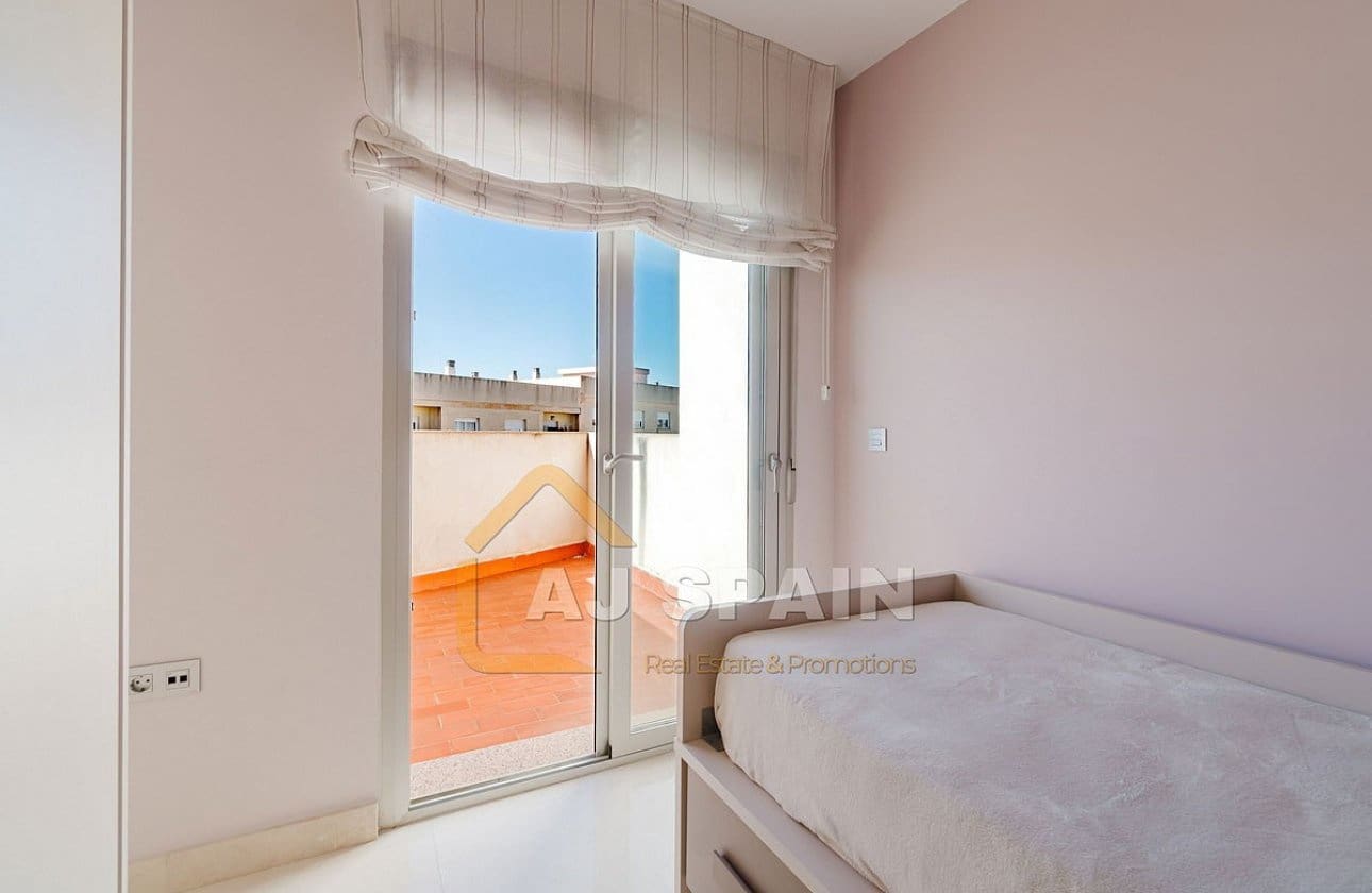 4 bedroom Apartment for sale in Fortuna - € 299,000 (Ref: 9669258)
