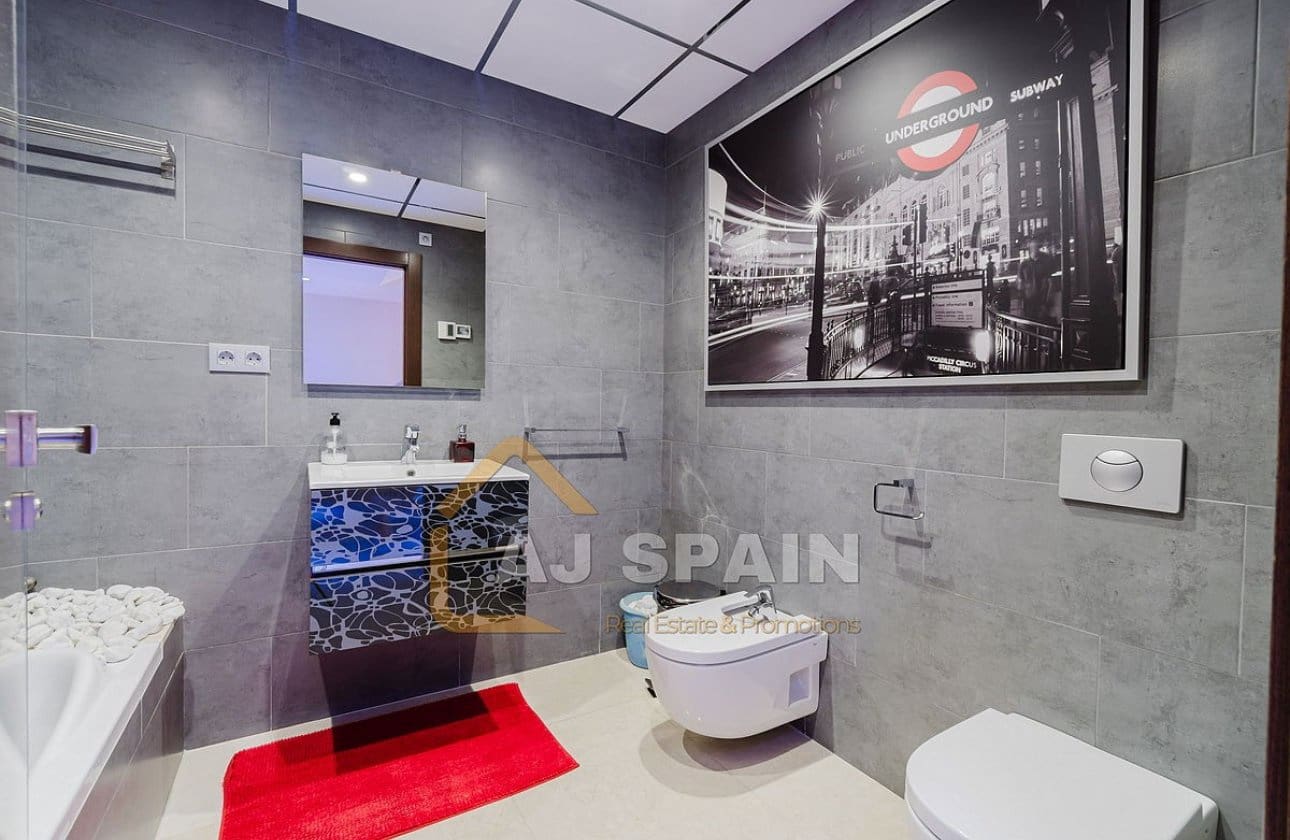 4 bedroom Apartment for sale in Fortuna - € 299,000 (Ref: 9669258)