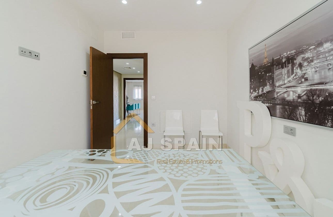 4 bedroom Apartment for sale in Fortuna - € 299,000 (Ref: 9669258)