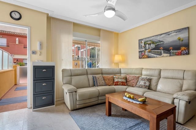 3 makuuhuone Paritalo myytävänä paikassa Villamartin, Orihuela mukana uima-altaan - 345 000 € (Ref: 9670023)