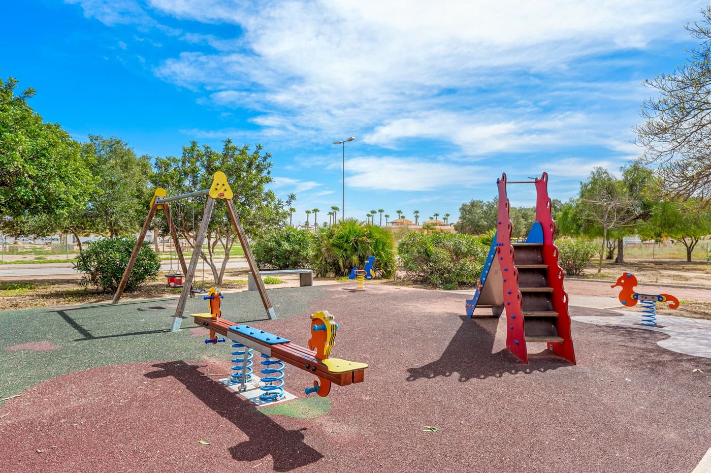 Pareado de 3 habitaciones en Ciudad Quesada en venta con piscina - 269.000 € (Ref: 9726399)