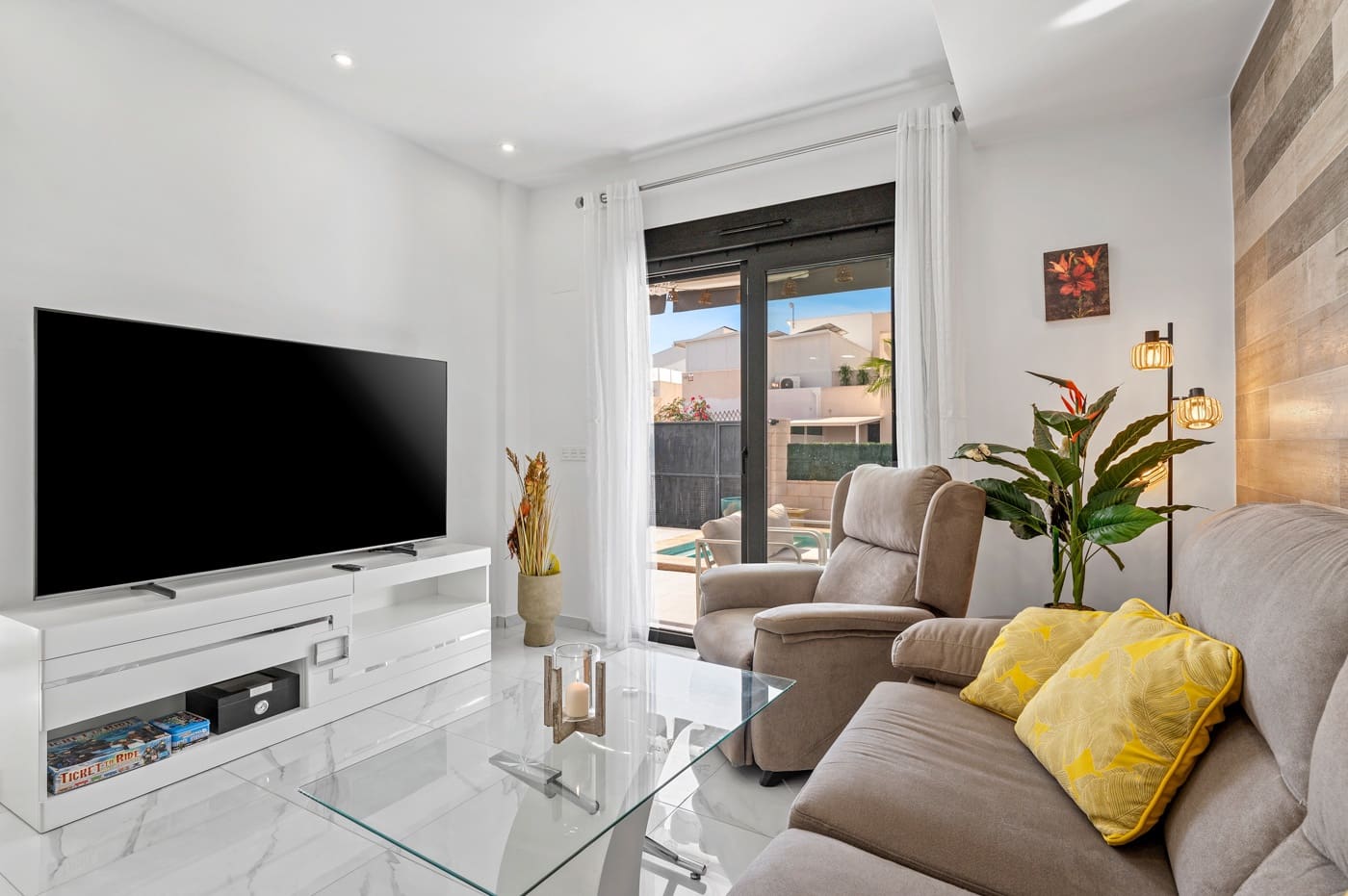 3 Zimmer Villa zu verkaufen in Benijofar mit Pool - 410.000 € (Ref: 9744053)