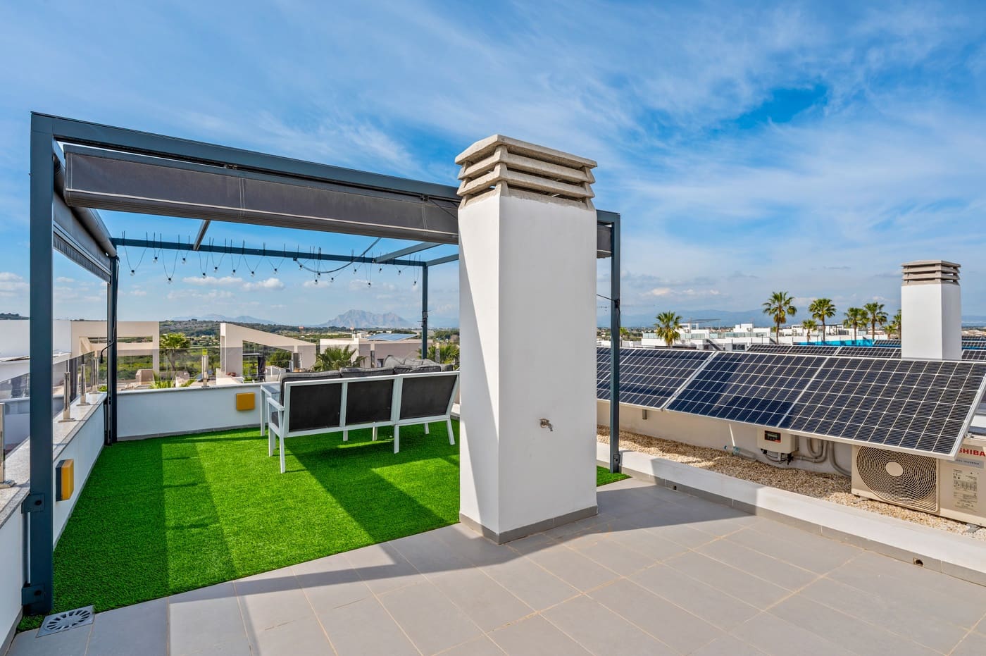 3 Zimmer Villa zu verkaufen in Benijofar mit Pool - 410.000 € (Ref: 9744053)