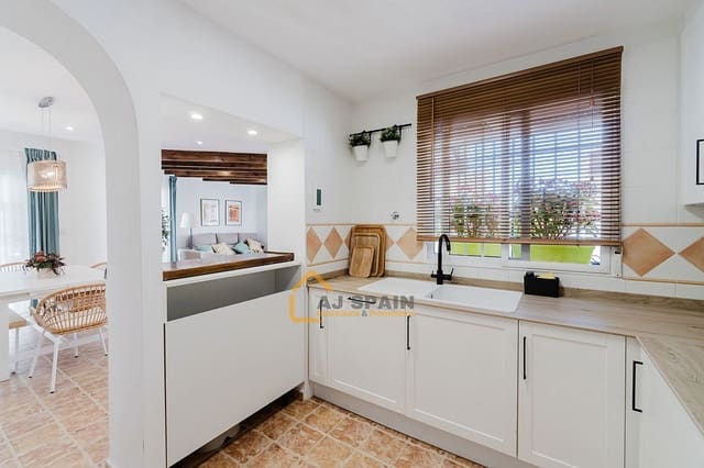 3 slaapkamer Villa te koop in Fortuna met zwembad - € 319.000 (Ref: 9777572)