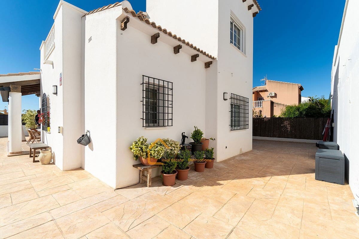 3 camera da letto Villa in vendita in Fortuna con piscina - 319.000 € (Rif: 9777572)