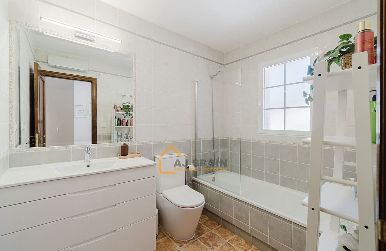 3 camera da letto Villa in vendita in Fortuna con piscina - 319.000 € (Rif: 9777572)