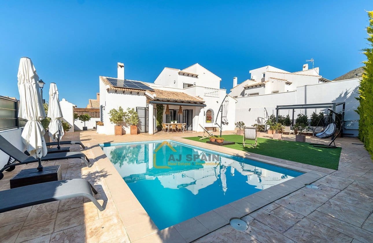 3 camera da letto Villa in vendita in Fortuna con piscina - 319.000 € (Rif: 9777572)