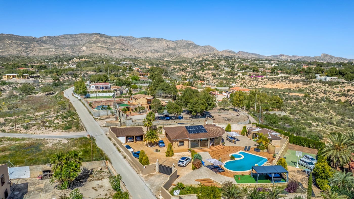 5 soverom Finca/Herregård til salgs i Crevillente / Crevillent med svømmebasseng garasje - € 599 000 (Ref: 9780146)