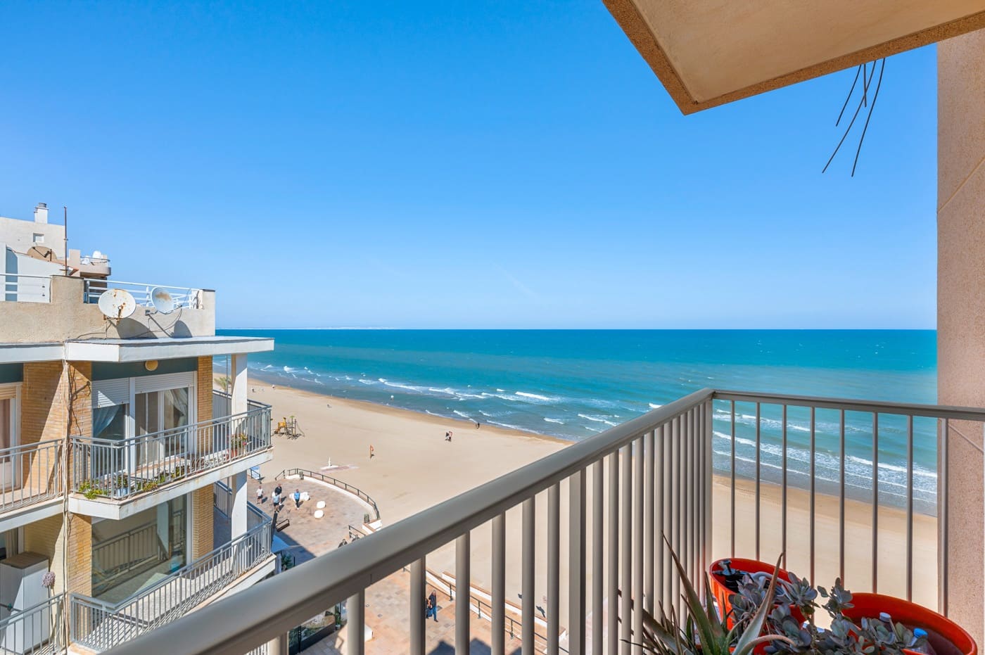 2 bedroom Apartment for sale in Guardamar del Segura - € 298,000 (Ref: 9796640)