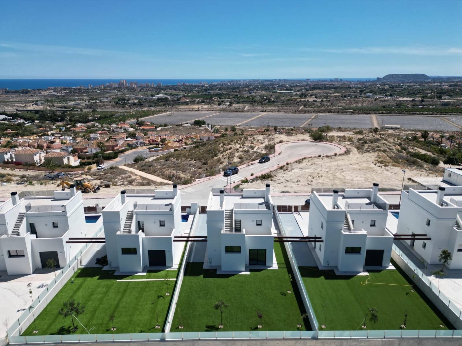 Chalet de 3 habitaciones en Muchamiel / Mutxamel en venta con piscina - 450.000 € (Ref: 9811285)
