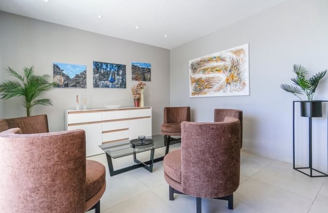 4 sovrum Villa till salu i Benijófar med pool - 690 000 € (Ref: 9861591)