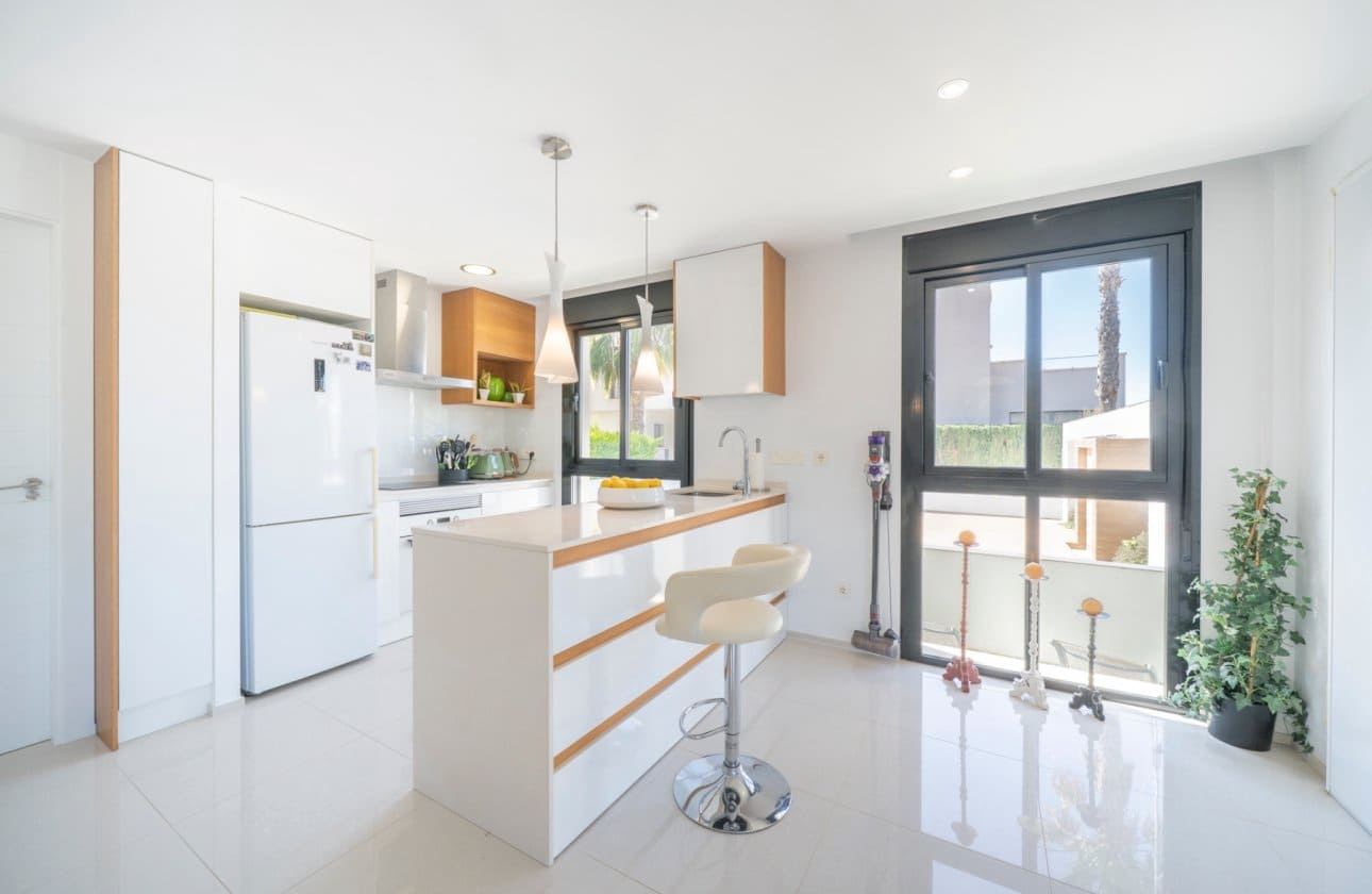 3 sovrum Villa till salu i Ciudad Quesada med pool - 399 000 € (Ref: 9898937)