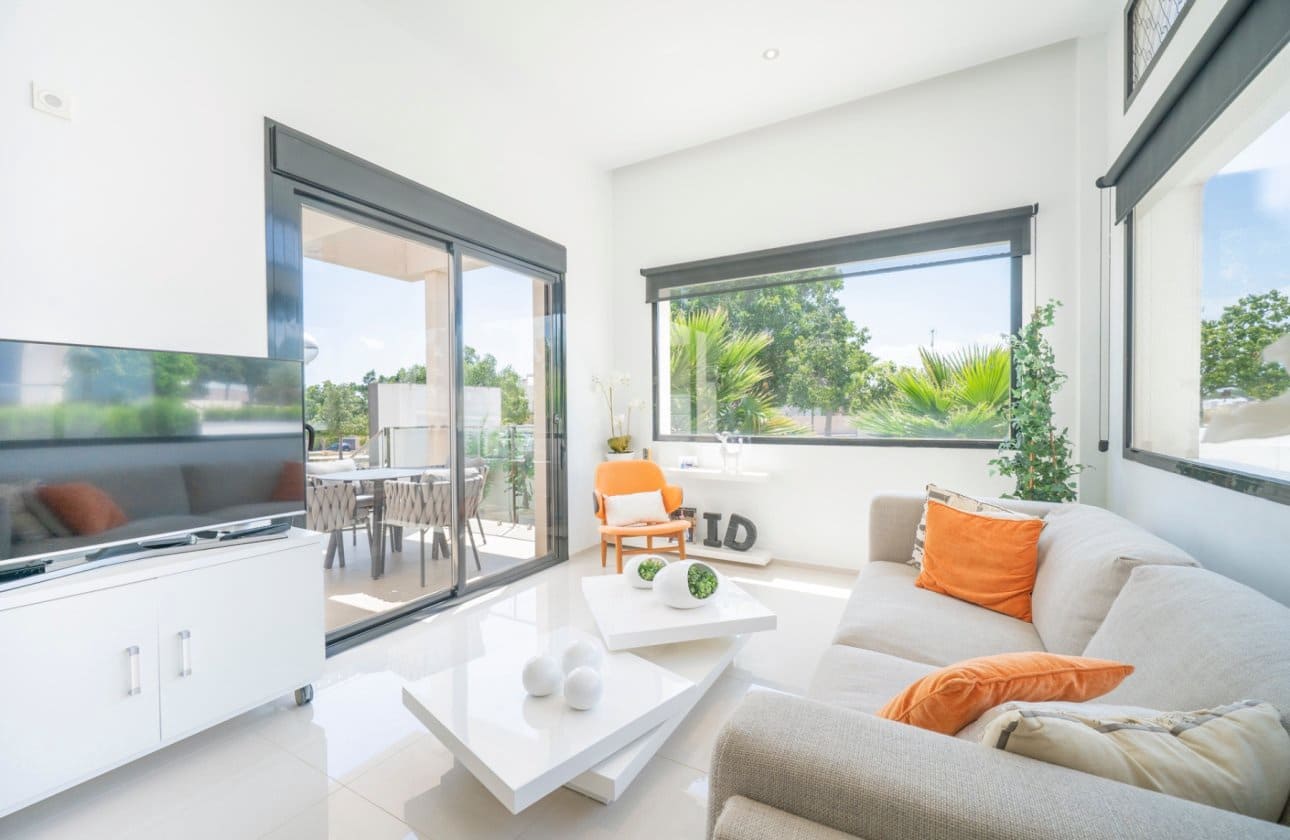 3 sovrum Villa till salu i Ciudad Quesada med pool - 399 000 € (Ref: 9898937)