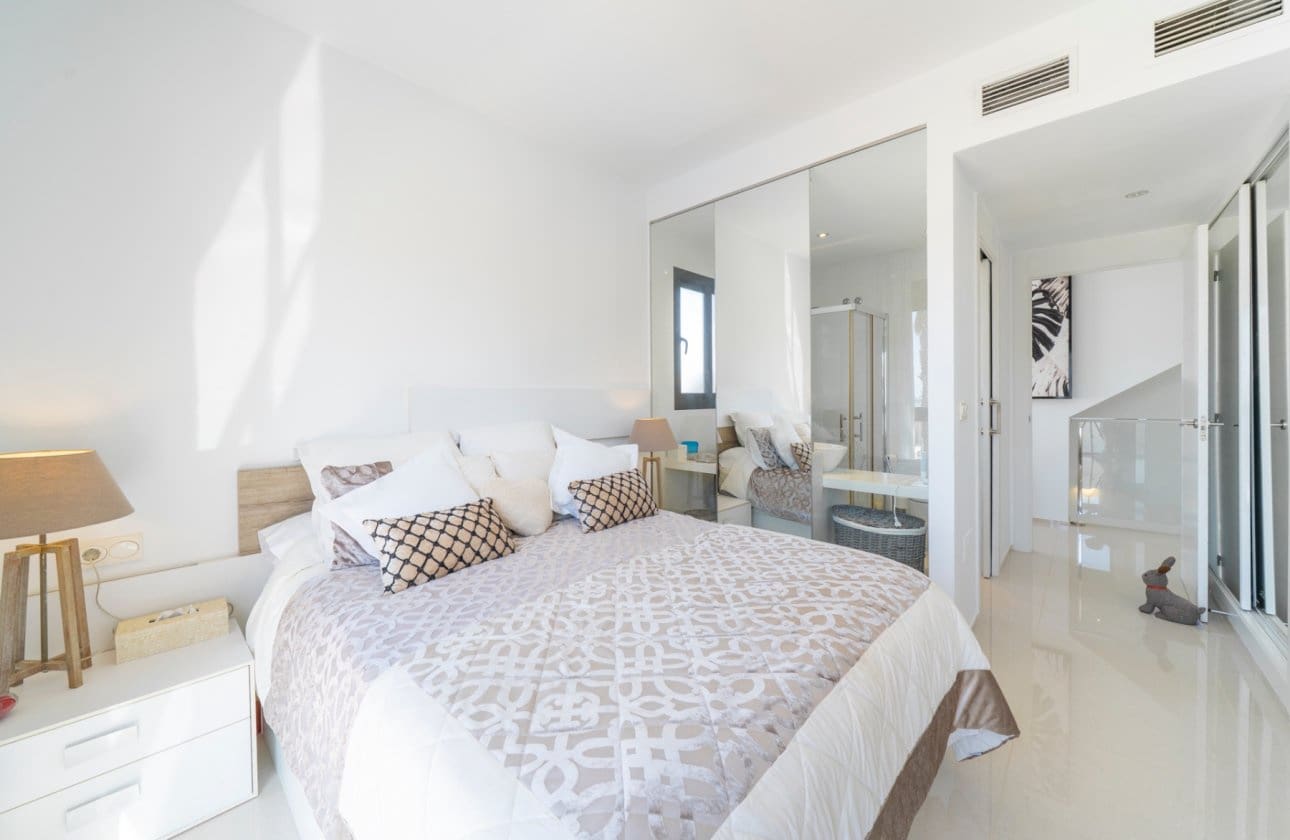 3 sovrum Villa till salu i Ciudad Quesada med pool - 399 000 € (Ref: 9898937)