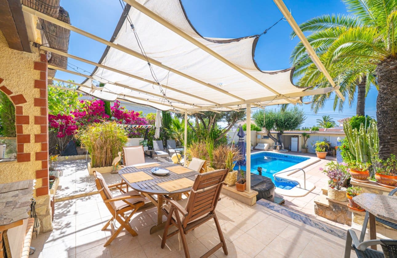 3 sovrum Villa till salu i Ciudad Quesada med pool - 550 000 € (Ref: 9928764)