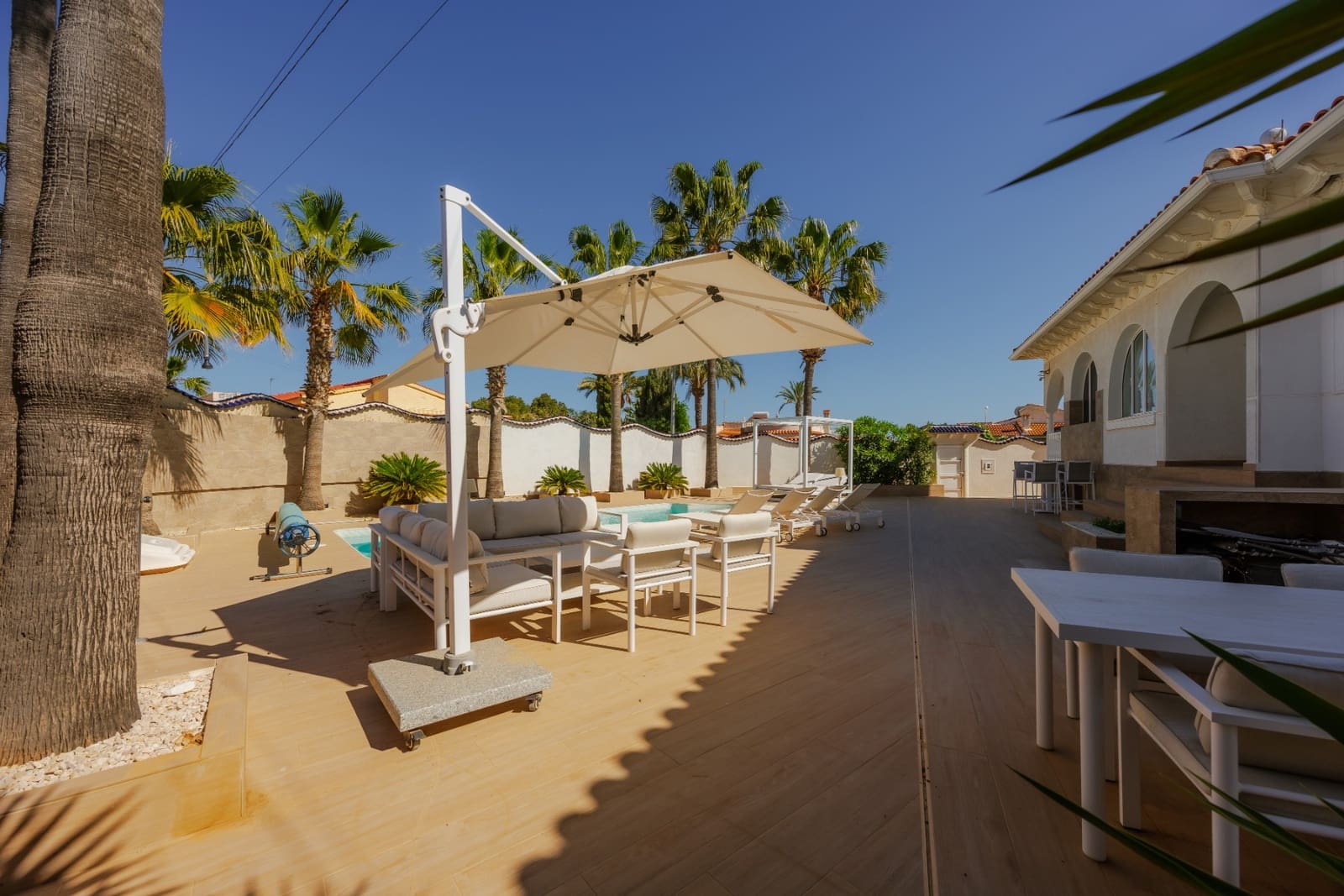 5 camera da letto Villa in vendita in Ciudad Quesada con piscina garage - 590.000 € (Rif: 9939379)
