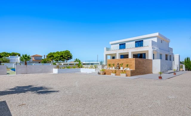 Finca/Casa Rural de 8 habitaciones en Los Montesinos en venta con piscina - 1.400.000 € (Ref: 9959222)