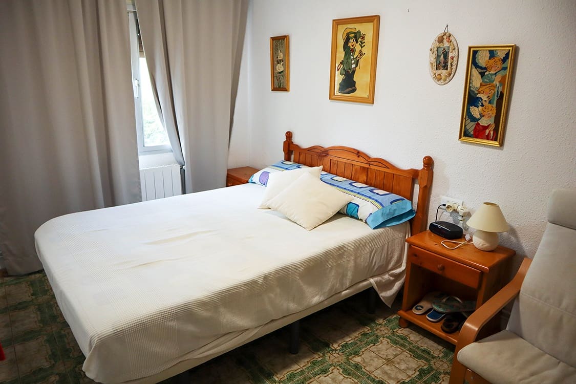 6 makuuhuone Huvila myytävänä paikassa Macastre mukana uima-altaan - 300 000 € (Ref: 7192153)