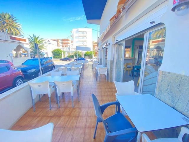 1 Zimmer Gewerbe zu verkaufen in Piles - 280.000 € (Ref: 7405054)