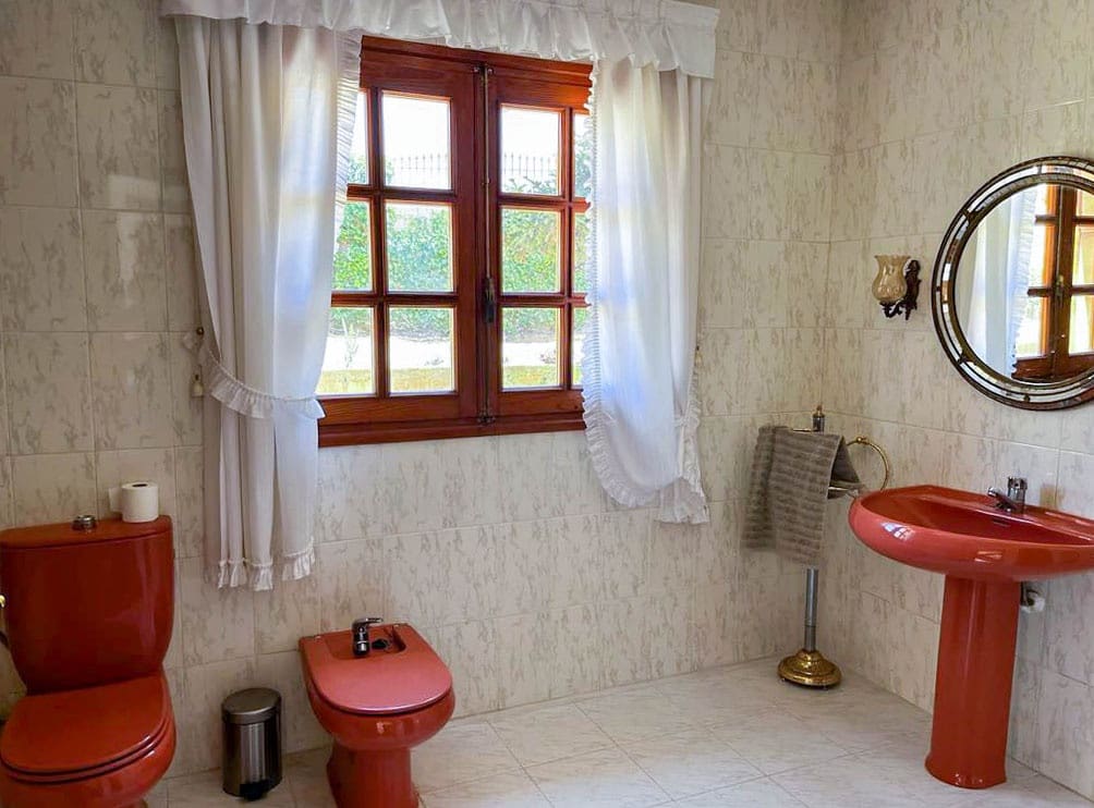 7 bedroom Villa for sale in Torrent - € 345,000 (Ref: 7778849)