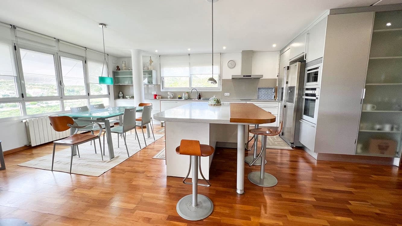 4 soveværelse Villa til salg i Gandia med swimmingpool - € 596.000 (Ref: 7860378)