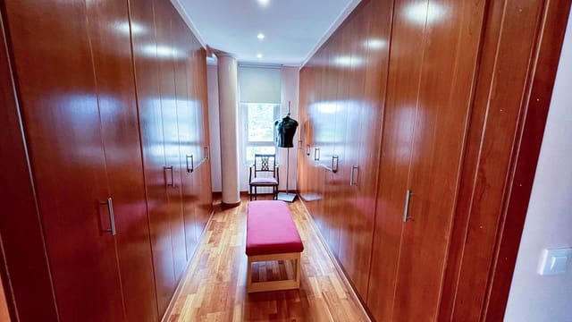 4 soveværelse Villa til salg i Gandia med swimmingpool - € 596.000 (Ref: 7860378)