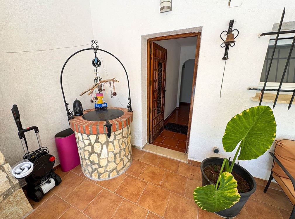 6 soveværelse Villa til salg i Barxeta med swimmingpool - € 275.000 (Ref: 9443406)