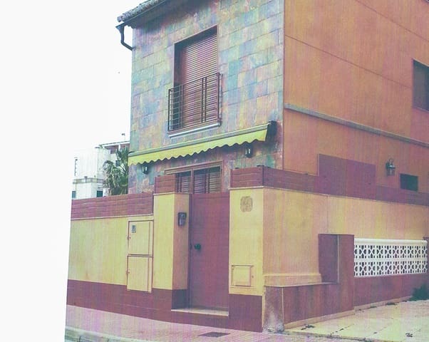 Grunde uden byggetilladelser til salg i Piles - € 82.300 (Ref: 9443408)