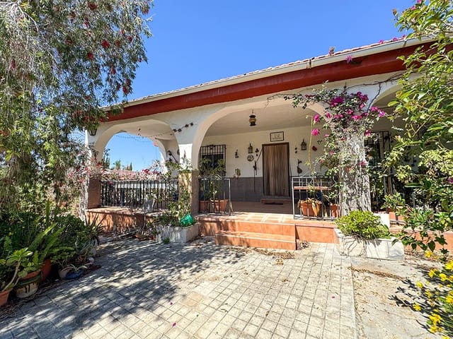 4 bedroom Villa for sale in Montserrat with pool - € 156,000 (Ref: 9443410)