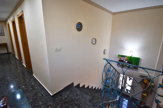 5 chambre Villa/Maison à vendre à Montserrat avec piscine - 380 000 € (Ref: 9443414)