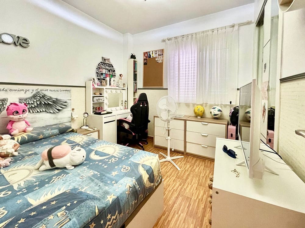 3 slaapkamer Villa te koop in Lliria met zwembad - € 380.000 (Ref: 9443417)