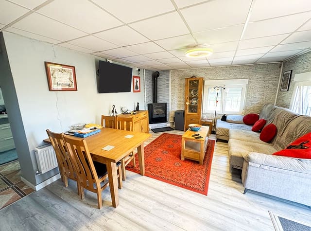 3 slaapkamer Villa te koop in Andilla - € 79.000 (Ref: 9443418)